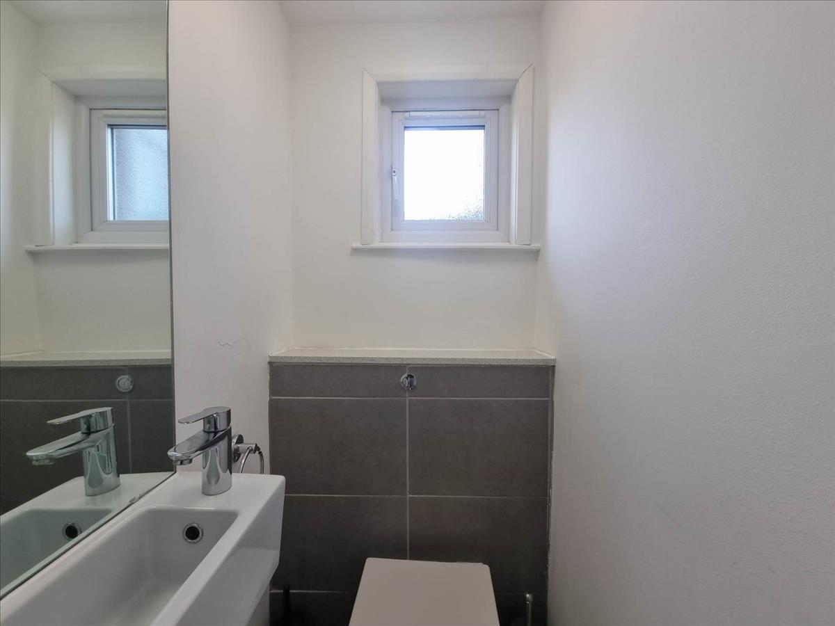 Property Image 5e49e6fe-dc19-47b2-9e22-3ae9f475d8b7