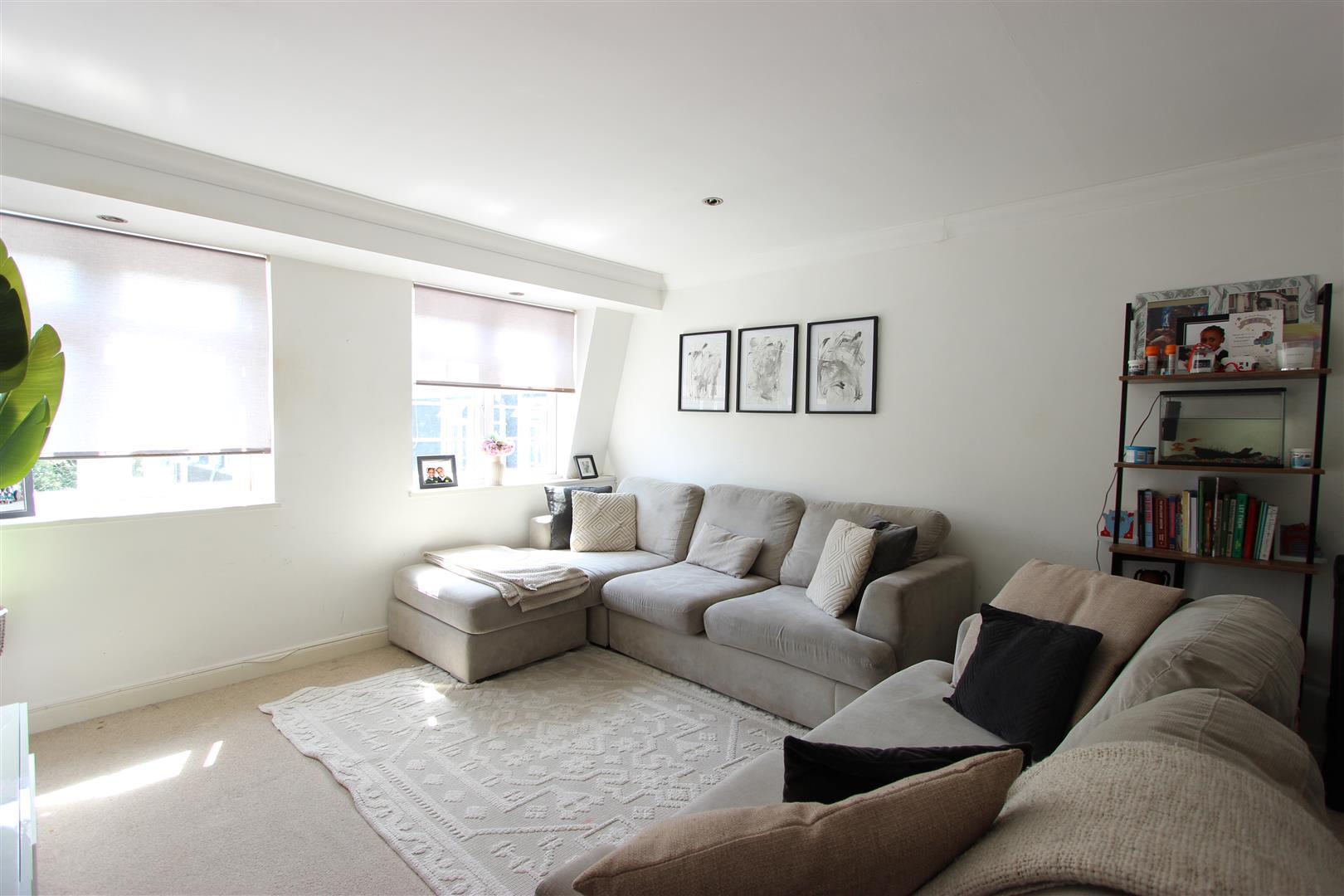 Property Image 5e6337df-d9f8-4572-b74b-f00516dcfaa9