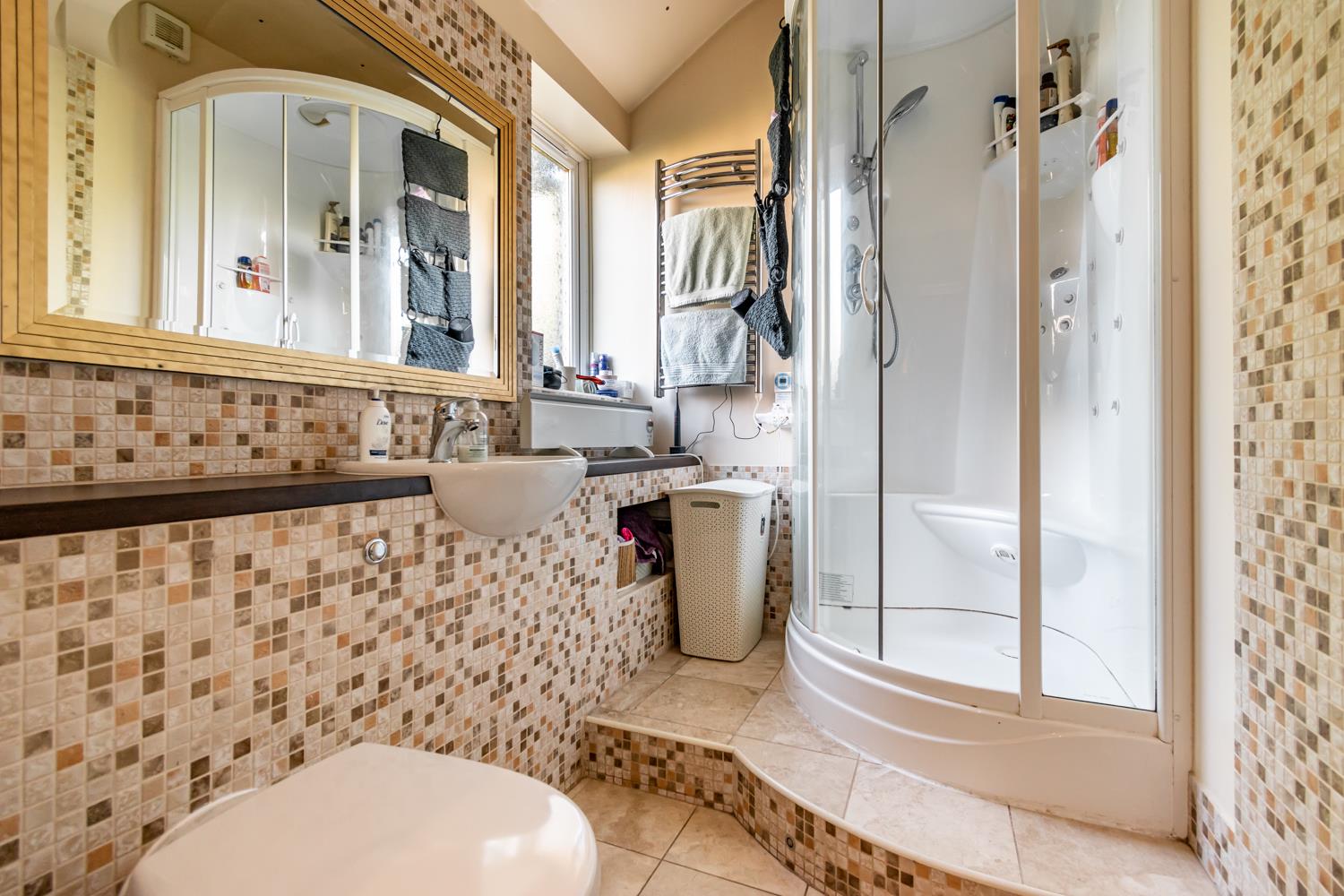 Property Image 5e722baf-ed5e-45f8-8470-05c82e6b34db