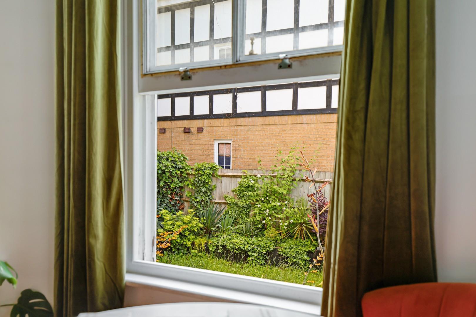 Property Image 5e744566-82f8-44e4-8139-543b2862dea1