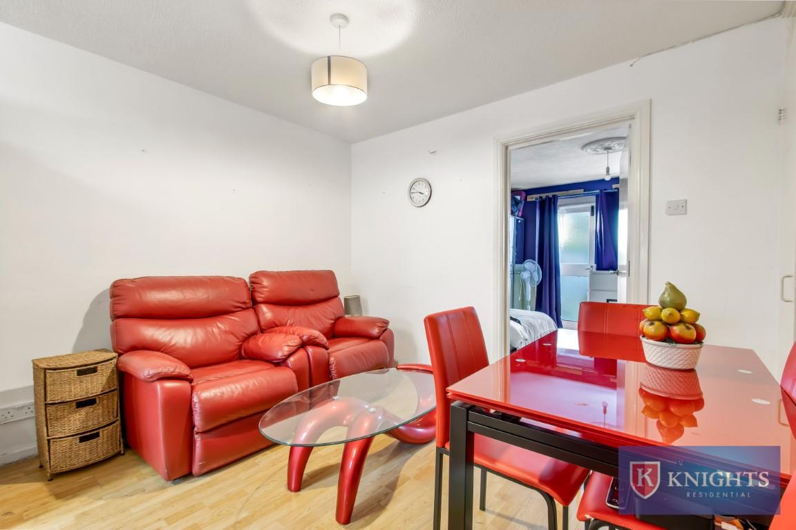 Property Image 5e749aea-5a75-4cac-9c37-590c71f3316e