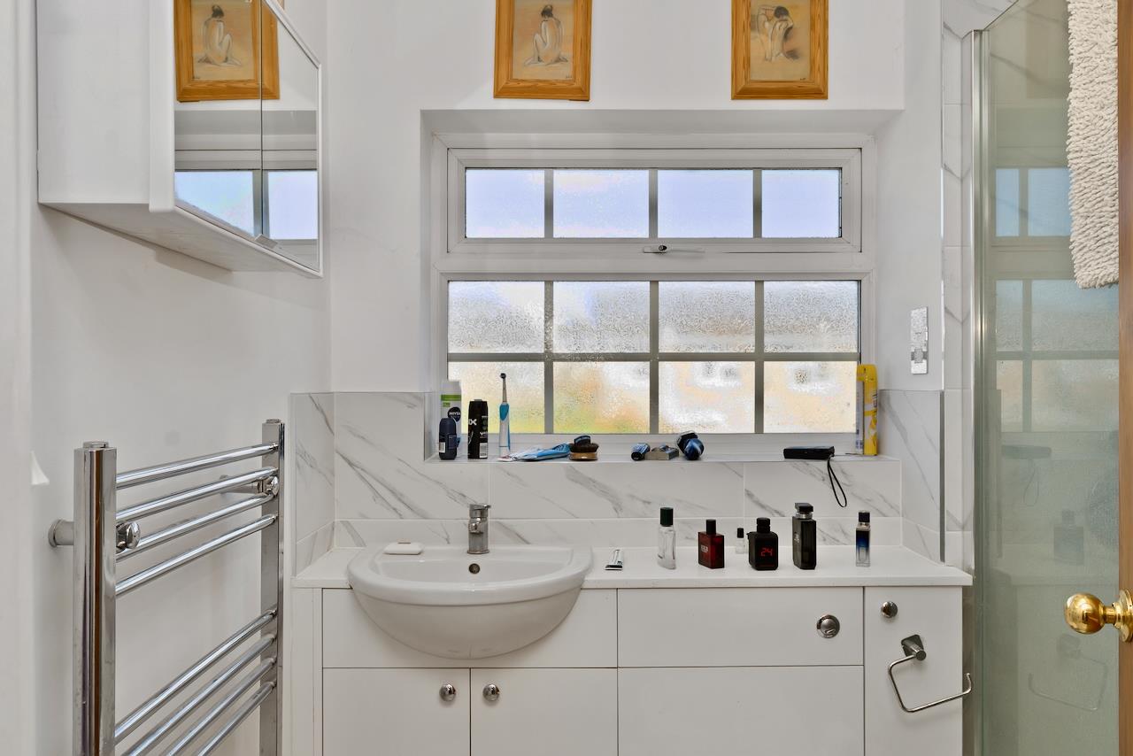 Property Image 5e74de03-fb0a-4849-b88c-52a04318914d