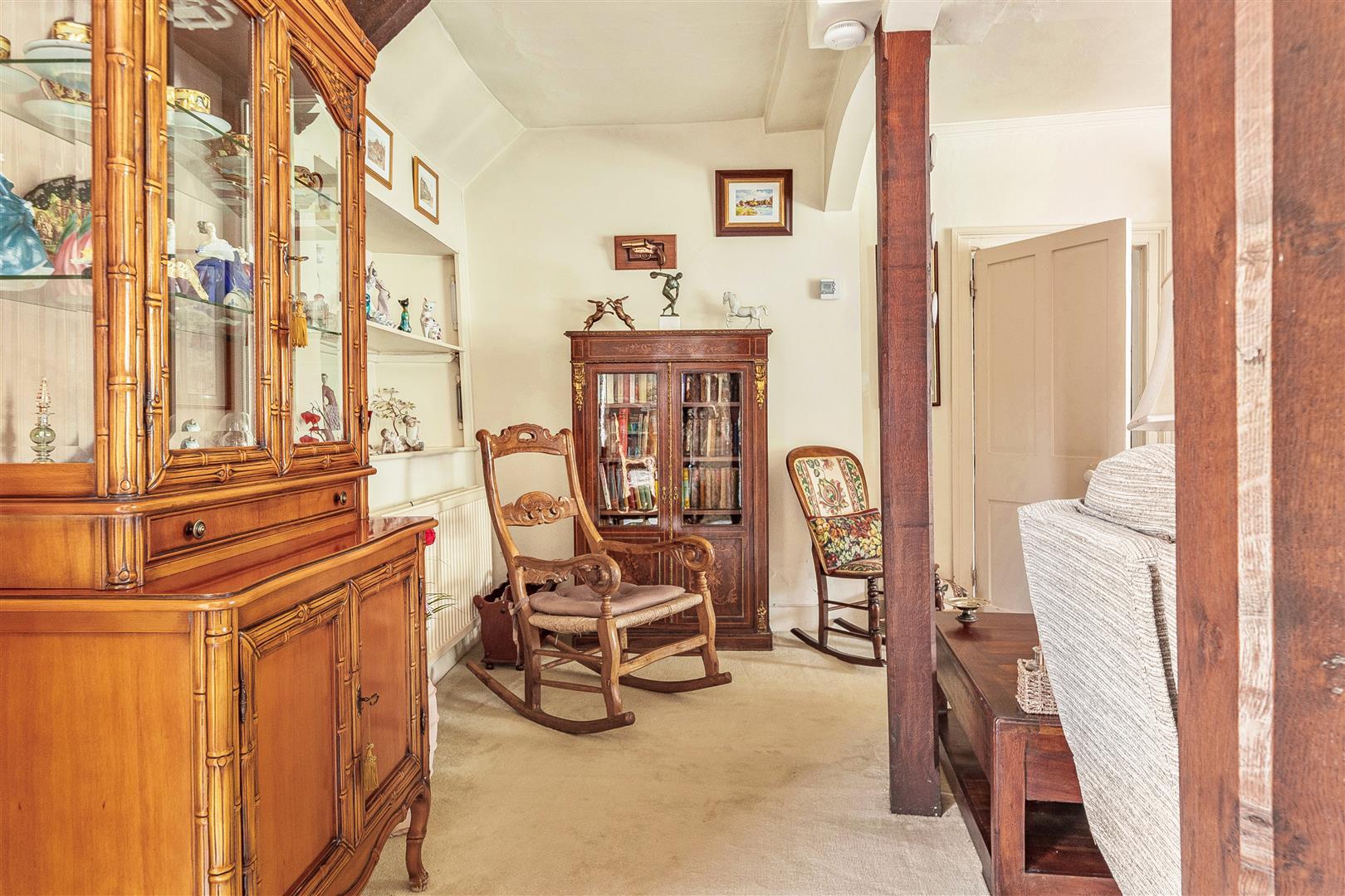 Property Image 5e797252-c225-44c6-a710-17f9305565b2