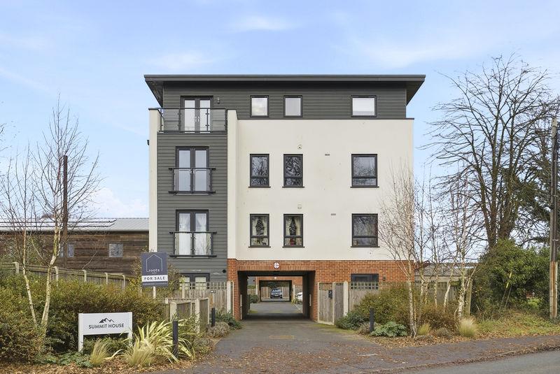 Property Image 5e7fda93-560d-40c8-b98f-f957e1fbef23