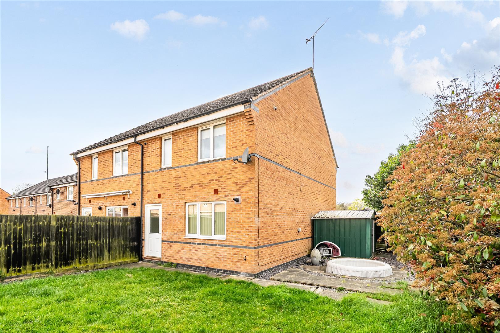 Property Image 5e81fb3a-9ddb-4af6-8621-3cf896d5fde4