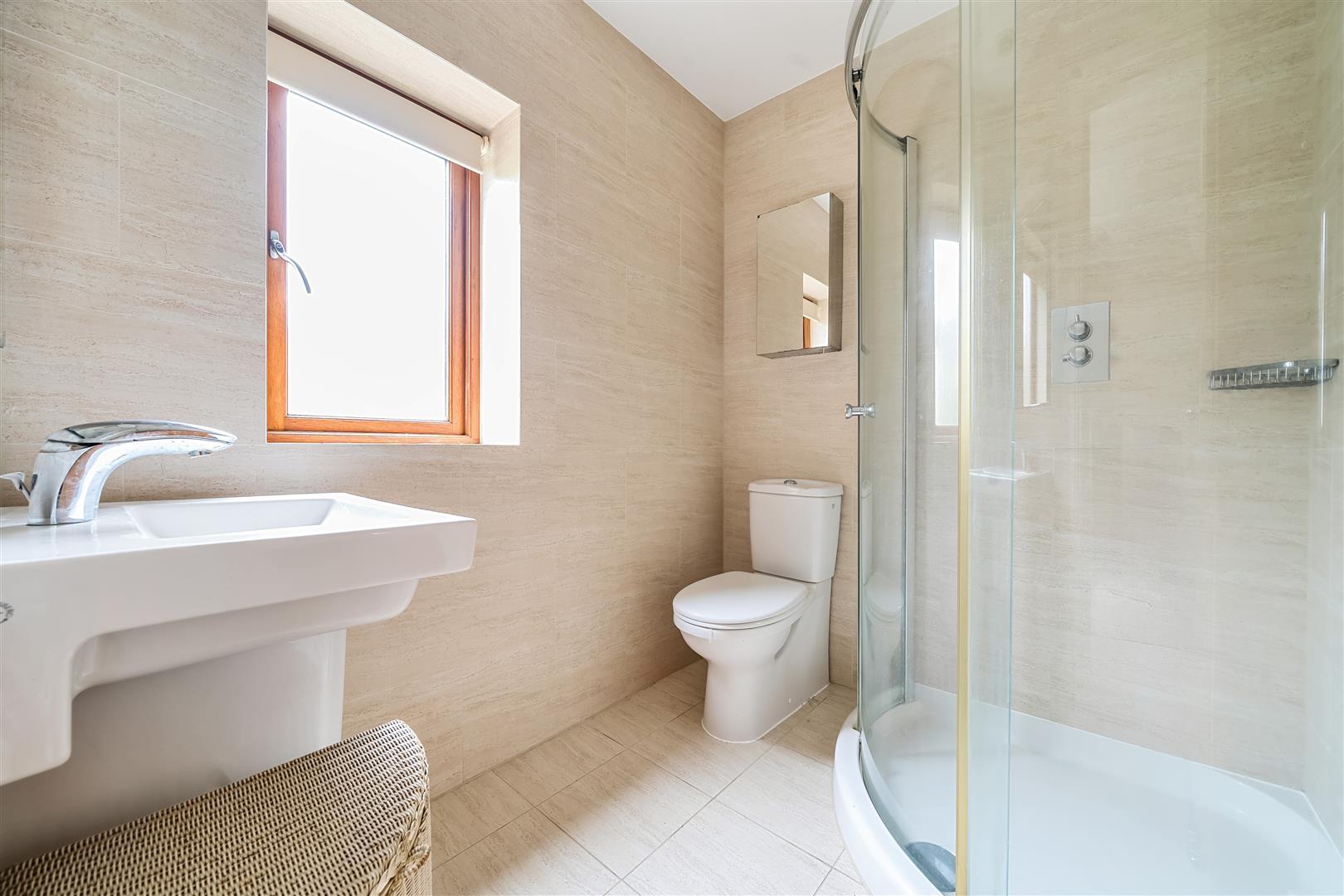 Property Image 5e82cc6f-e30e-4c78-b763-b289cf0249eb