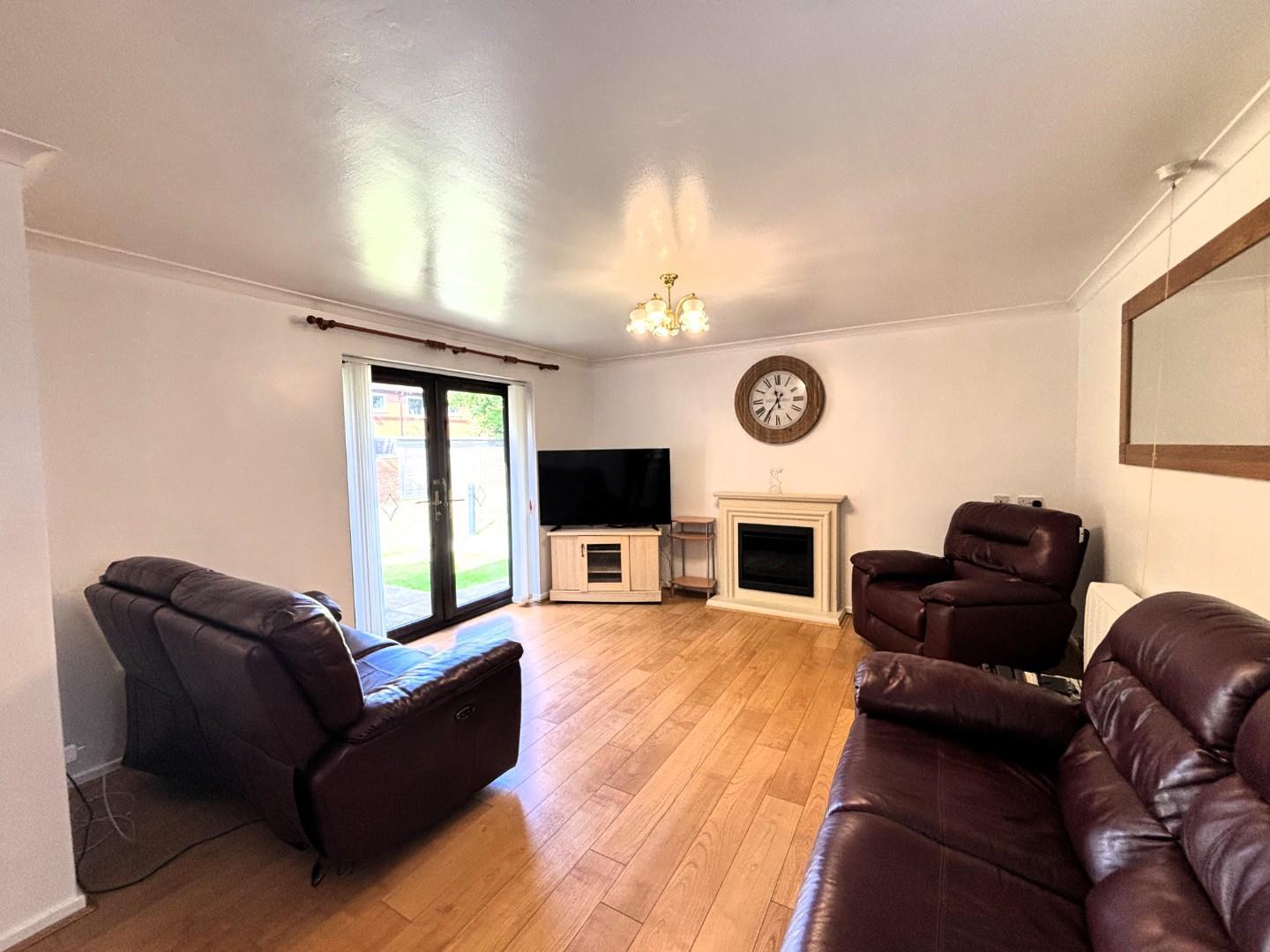 Property Image 5e83f3f5-65a7-4104-bf10-69e224e55882