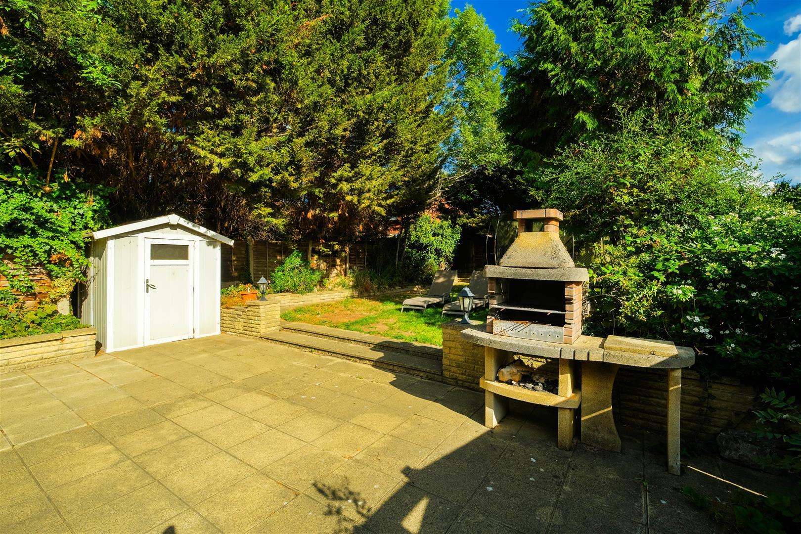 Property Image 5e899730-127a-4b27-9bb4-df168fa15ce4
