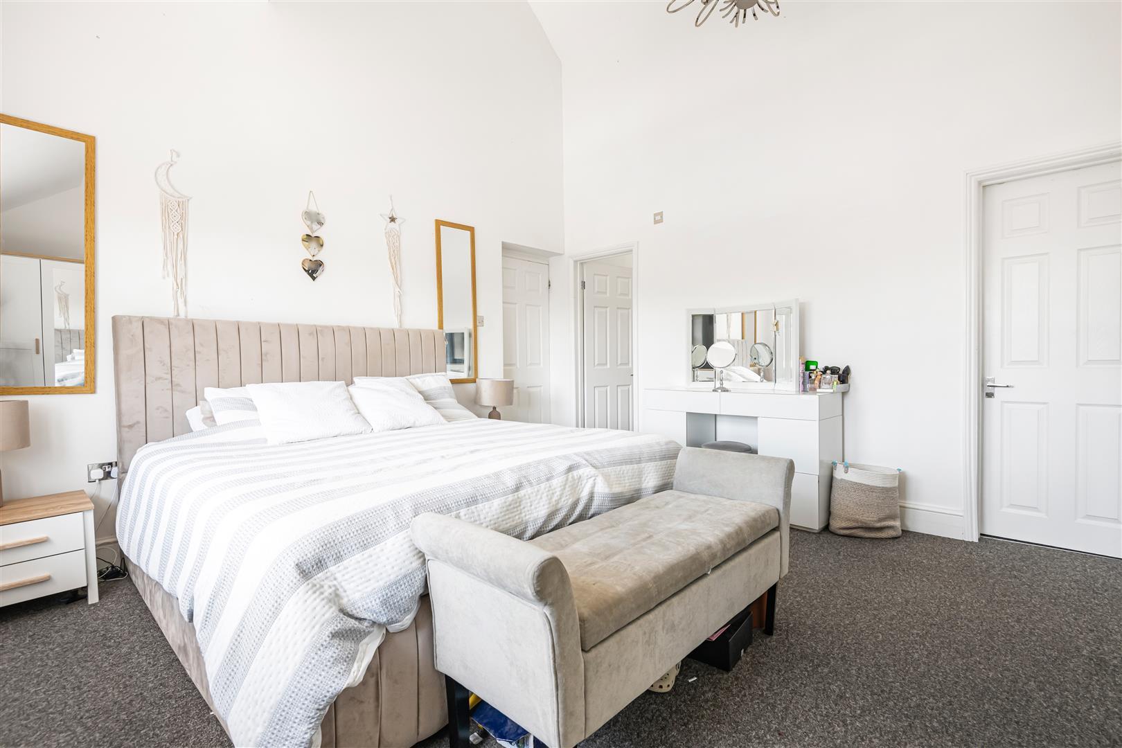 Property Image 5e96487e-4f61-4287-be9a-b473905607b6