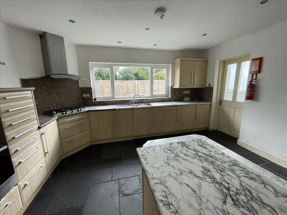 Property Image 5e9ac9b2-f330-4c9e-90d6-de1c29373d36