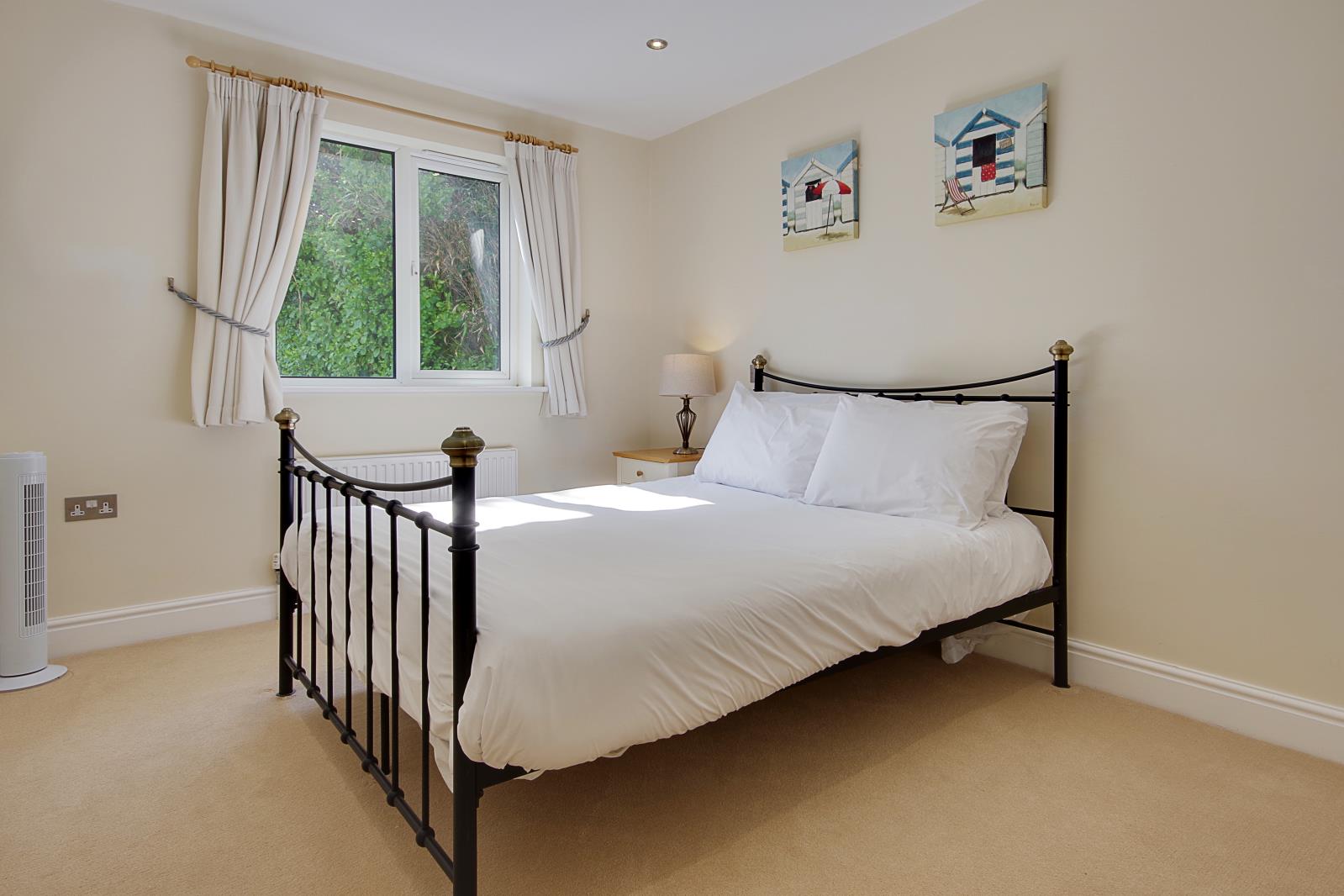 Property Image 5ea04c5e-fc8c-4354-bc79-9f1dda8c556a