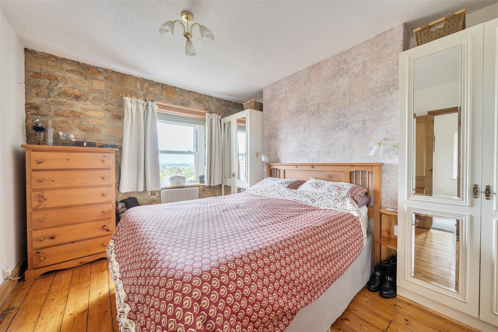 Property Image 5eaa5c7d-d26c-4868-a5a5-58ce3697f2e3