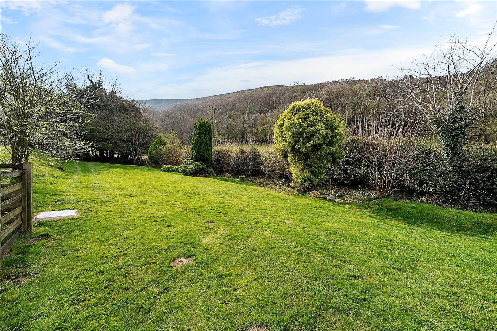 Property Image 5ec4d52c-43e5-46a3-8b50-ee5809aa67ac