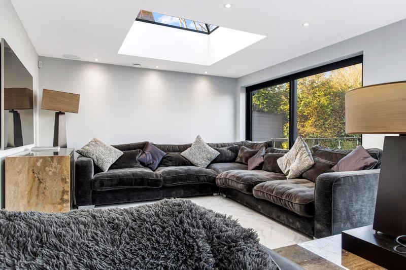 Property Image 5ed19d90-8fd4-4da2-9bc8-18e3f87100fd