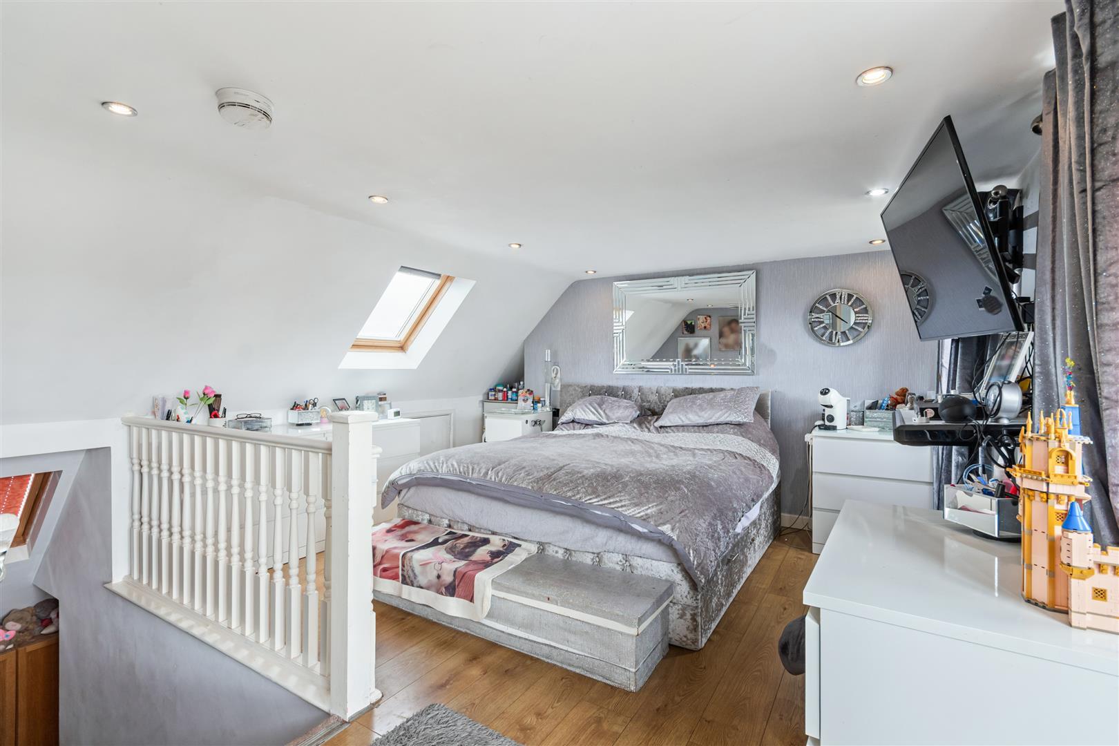 Property Image 5ee84c75-f7b2-4ed1-8f0c-e44d910981f0
