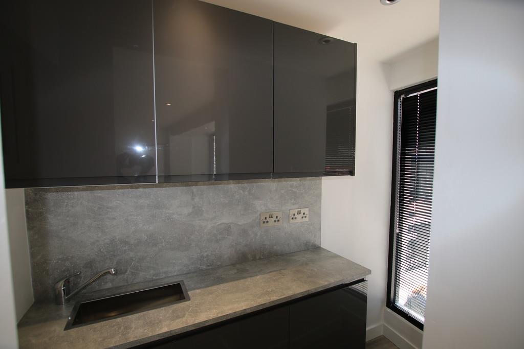 Property Image 5ef83d44-98fa-4f42-9a5e-f71e171a37f7