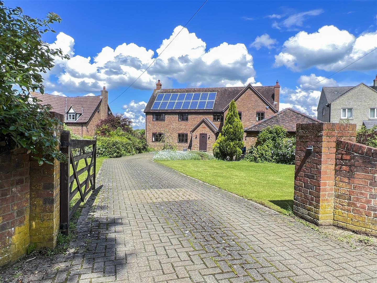 Property Image 5efc6cb2-ab13-432a-ab65-2ece86d0b82f
