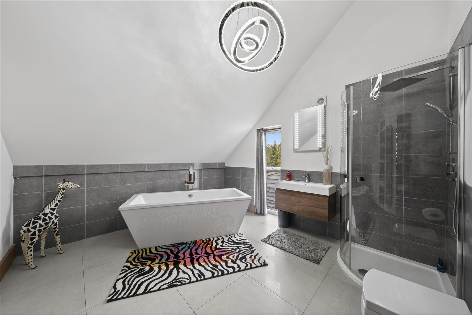 Property Image 5f024d2d-e3a0-46a6-9eee-84aa46d9727a