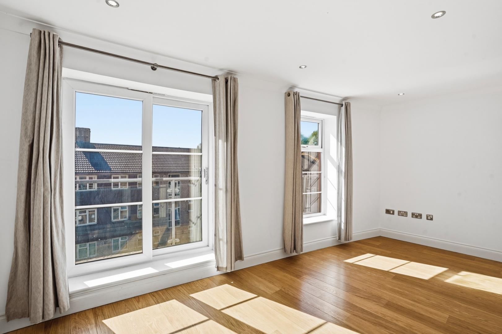 Property Image 5f0746ac-6586-47cc-87bf-65b33739a681