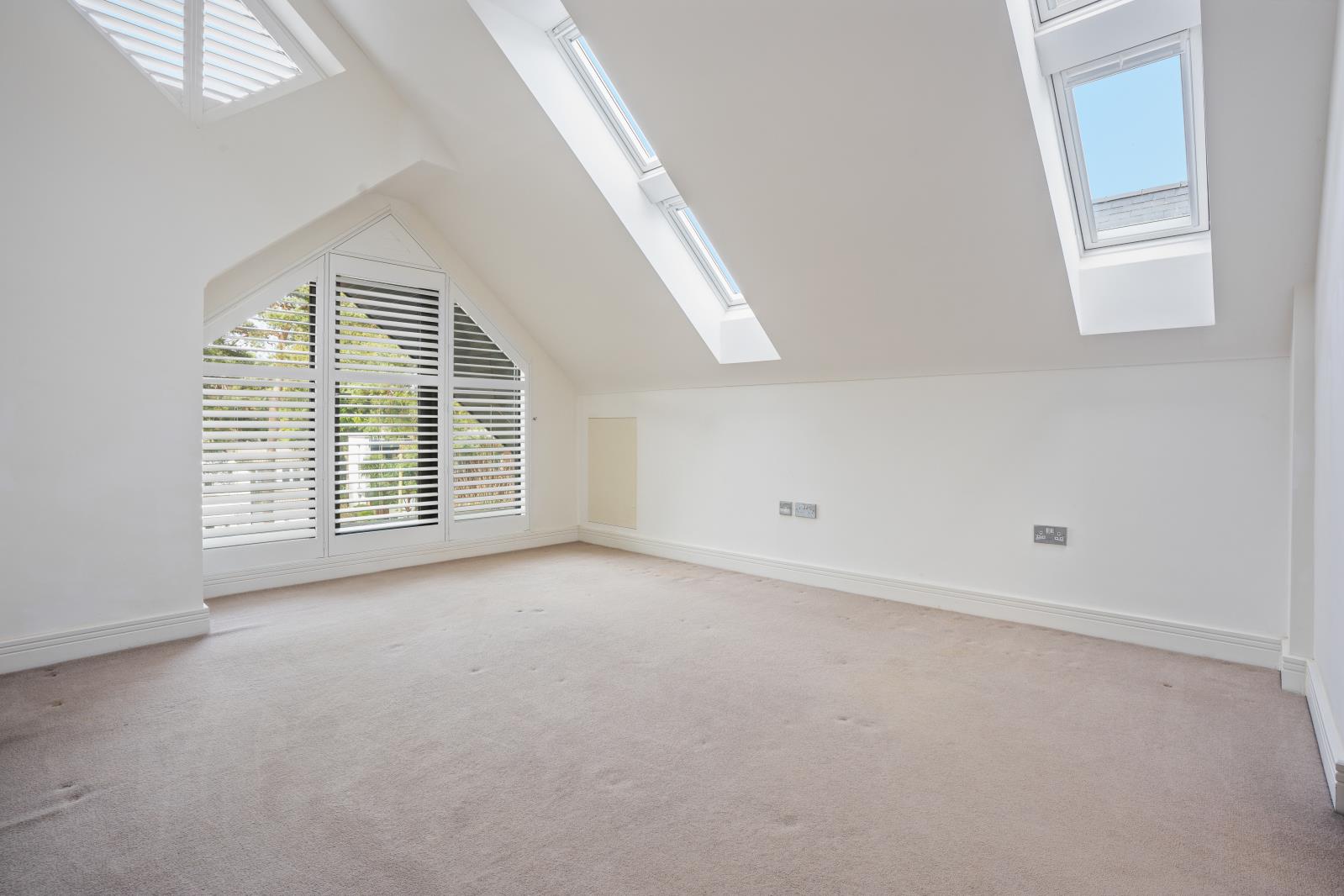 Property Image 5f0c91a6-8c04-4a9b-897c-65e612b982ee