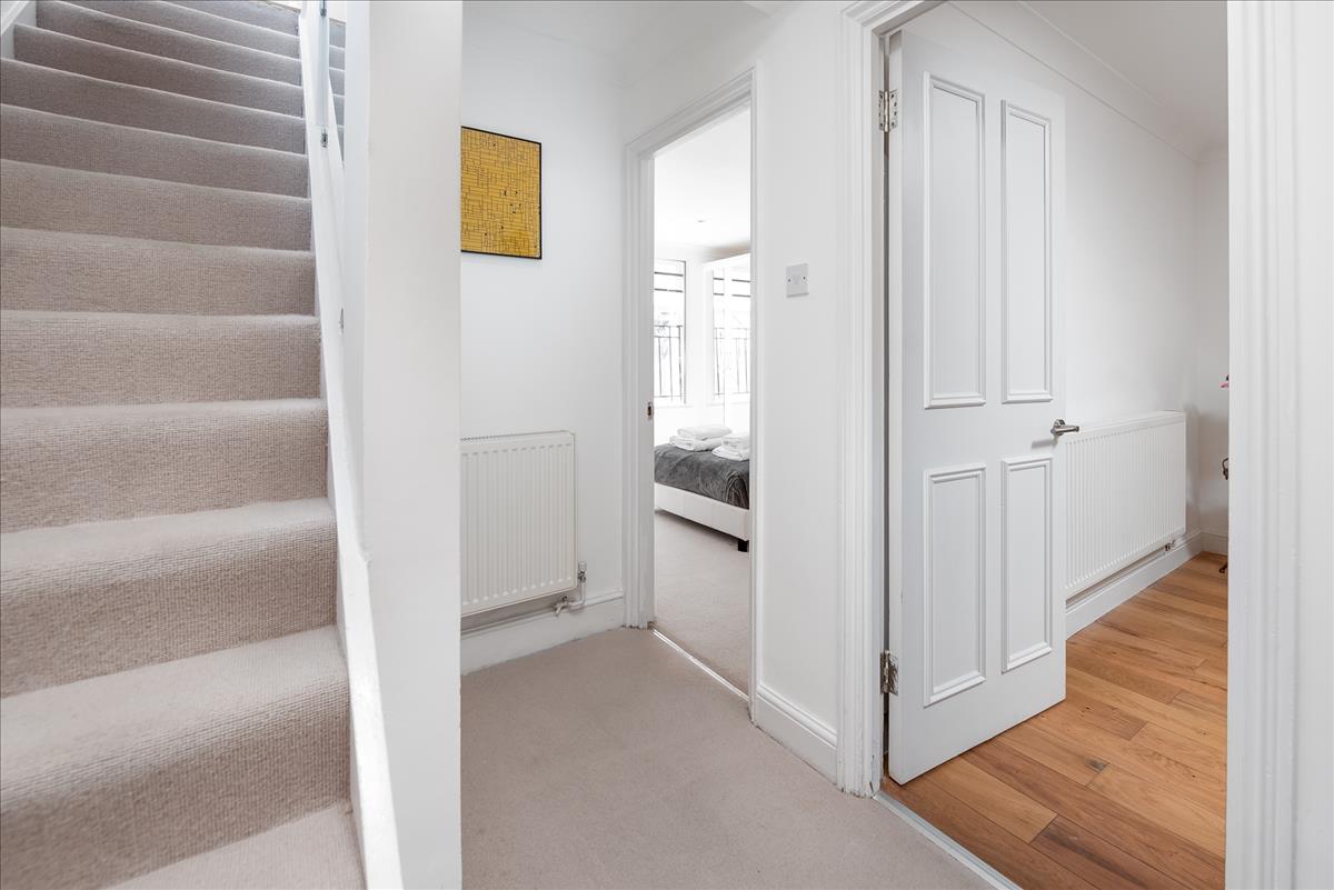 Property Image 5f1811e2-7e8f-42e7-b02f-42f6119bb52c