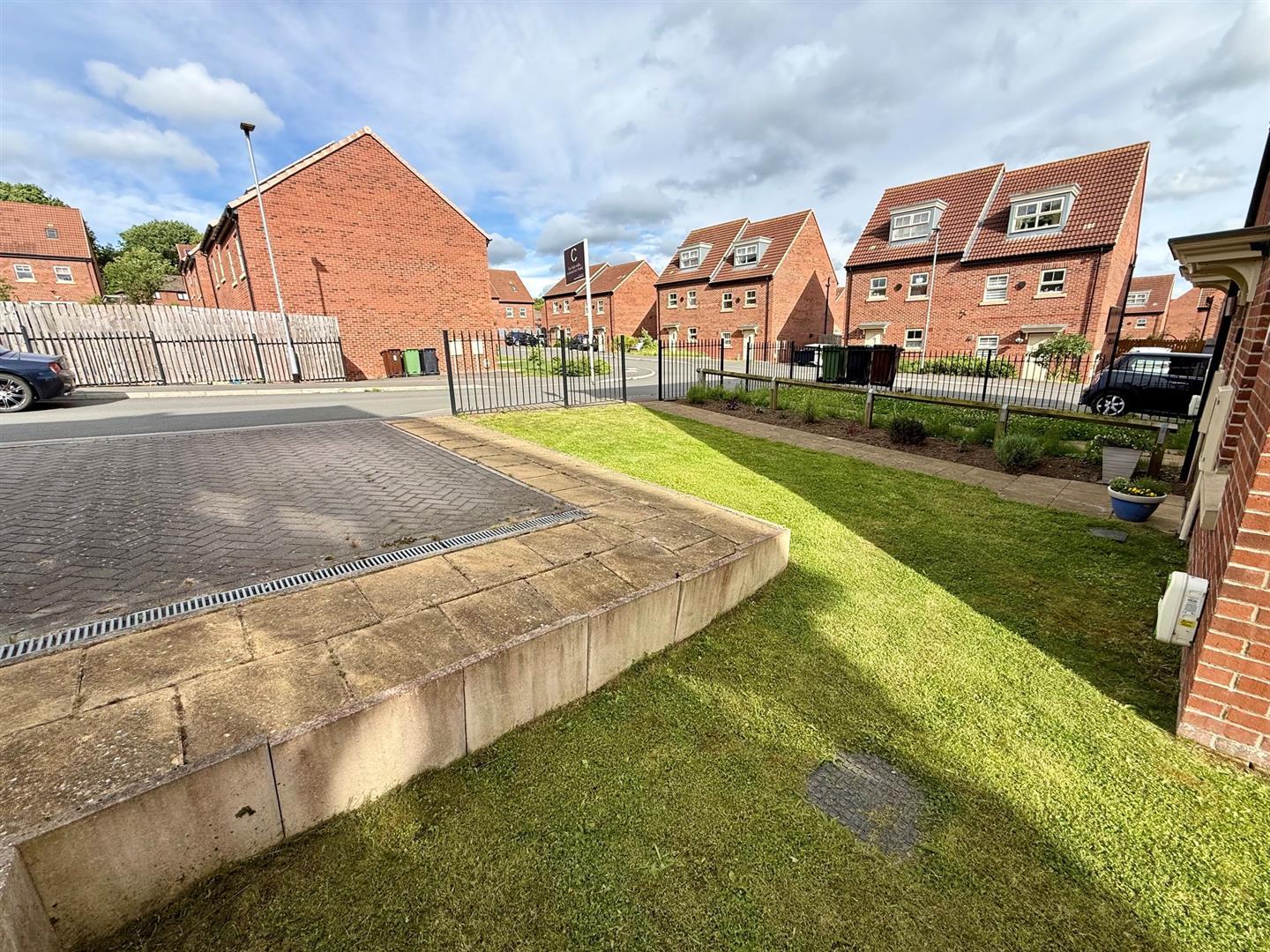Property Image 5f1afe8d-6e01-4ee8-9dfe-d7df375a4c26