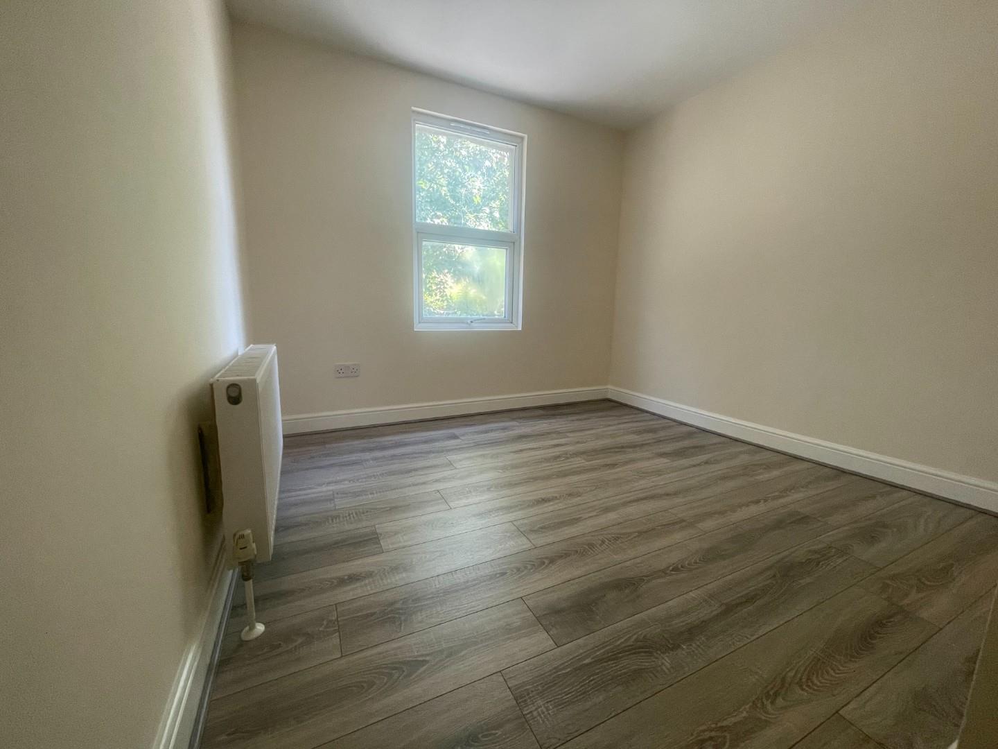 Property Image 5f1d1555-e6a2-494c-ad3b-1e6c974617f2