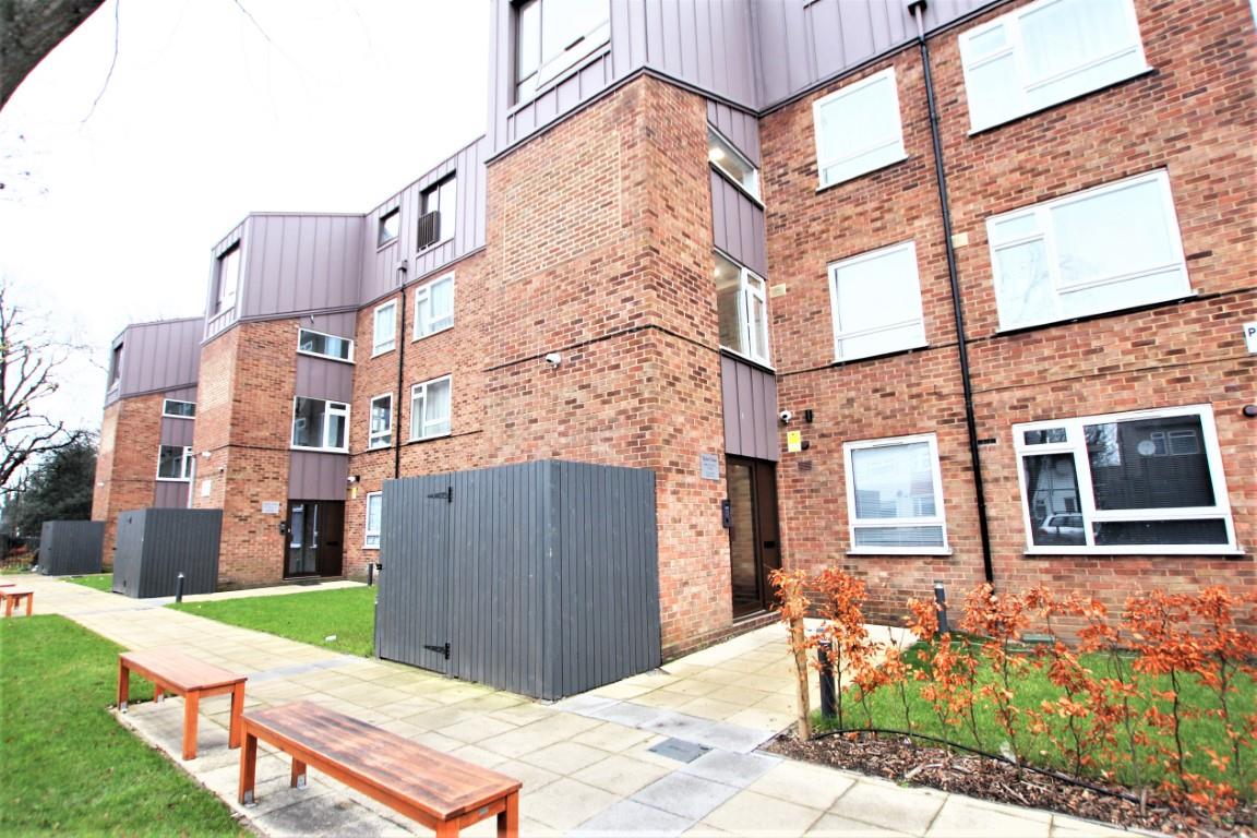 Property Image 5f2aa4e6-8afd-4290-83e0-a193f9cffc4a