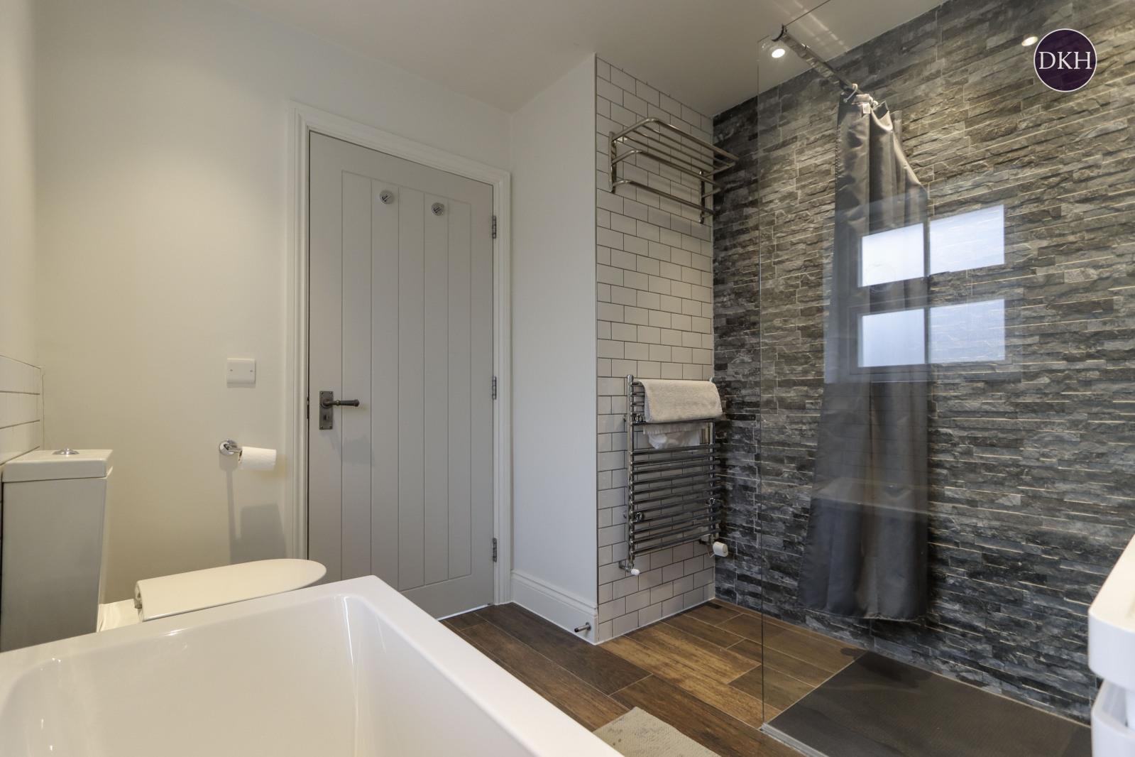 Property Image 5f3a5672-c748-4ff1-b998-2398d17b60c0