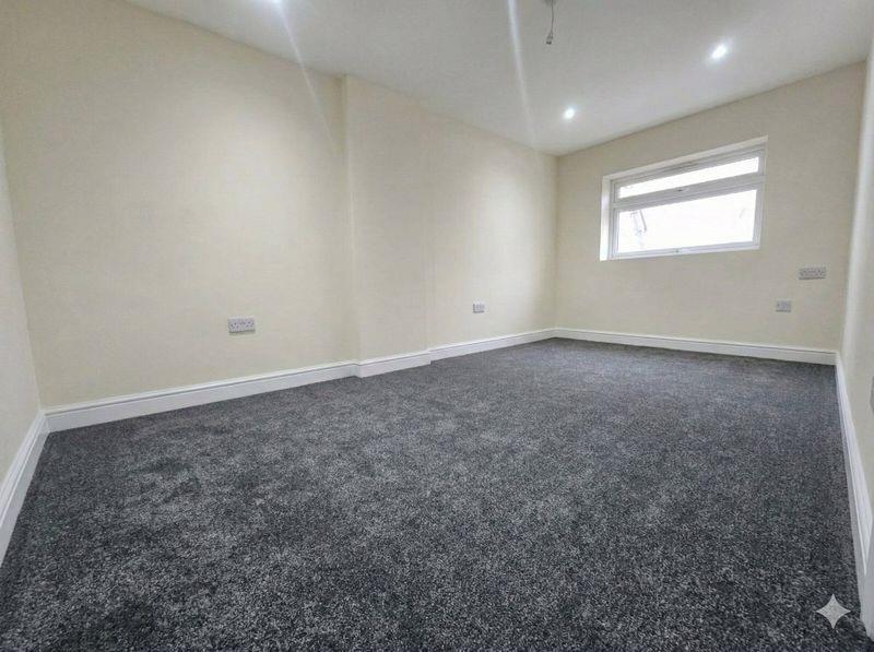 Property Image 5f52f356-f2e3-48d6-9765-6c5618bf60ef