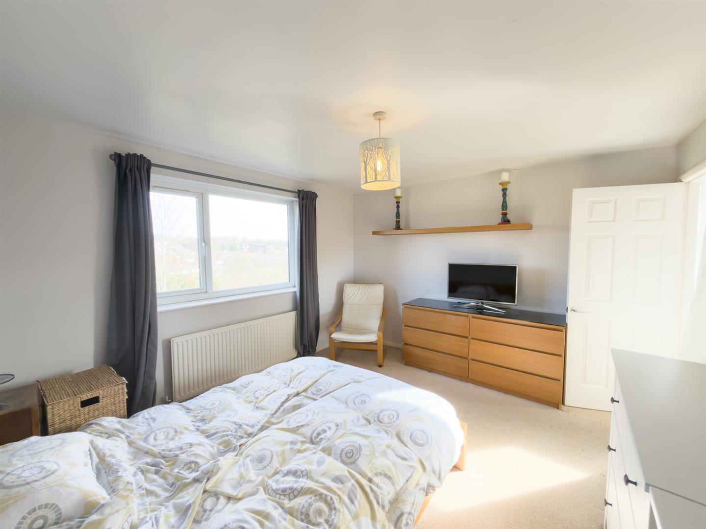 Property Image 5f66eea8-53b8-4c18-bcf6-60702be21e86