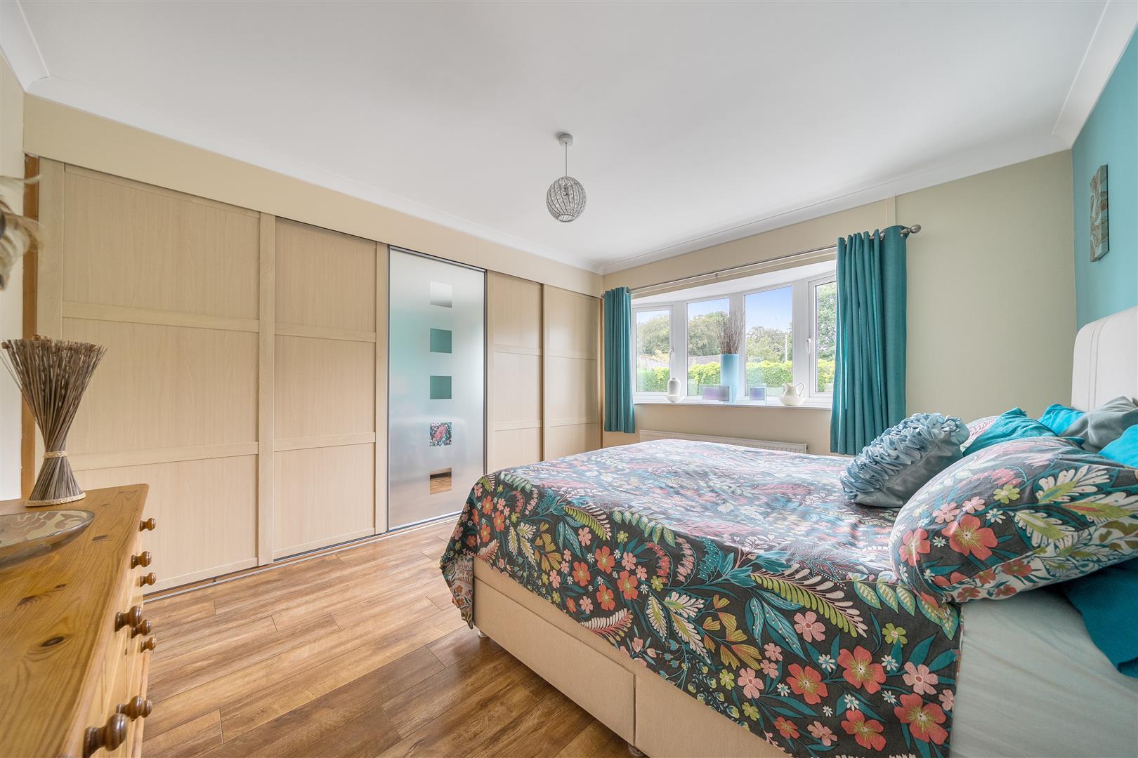 Property Image 5f848e10-0b6a-421e-8ee1-5b1407d149f8