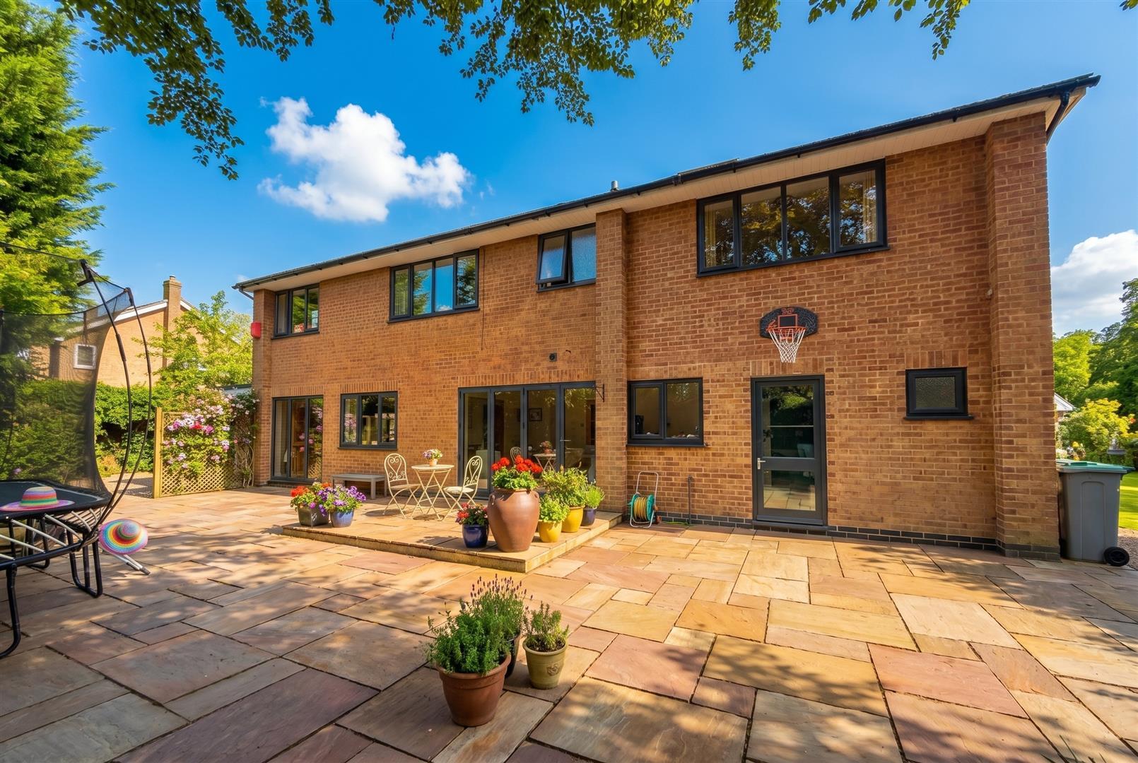 Property Image 5f8540f4-e874-4da1-a083-adf73d51e0be