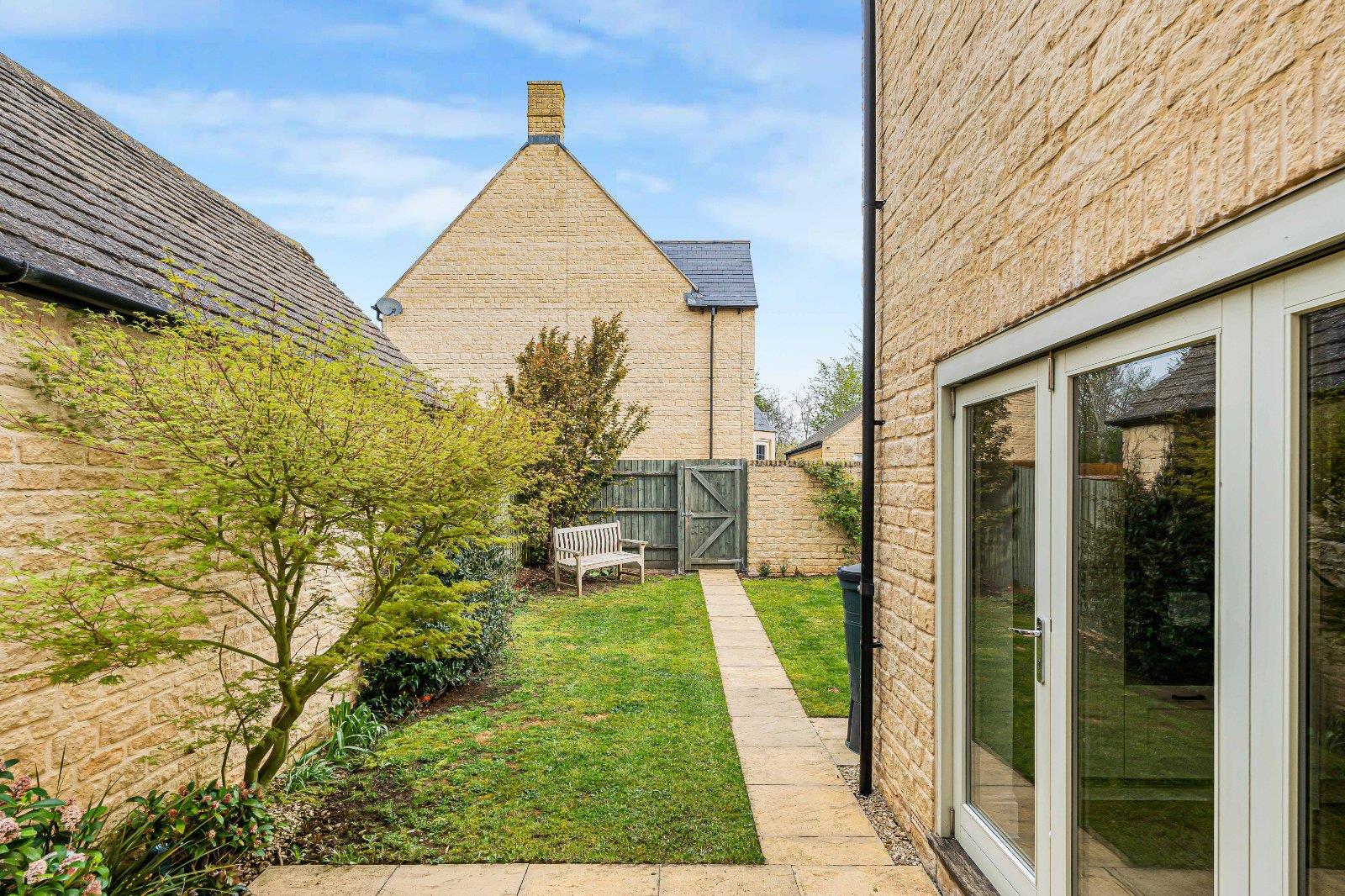 Property Image 5f8ad6c1-ff04-4186-a92d-28df2fbff9f7
