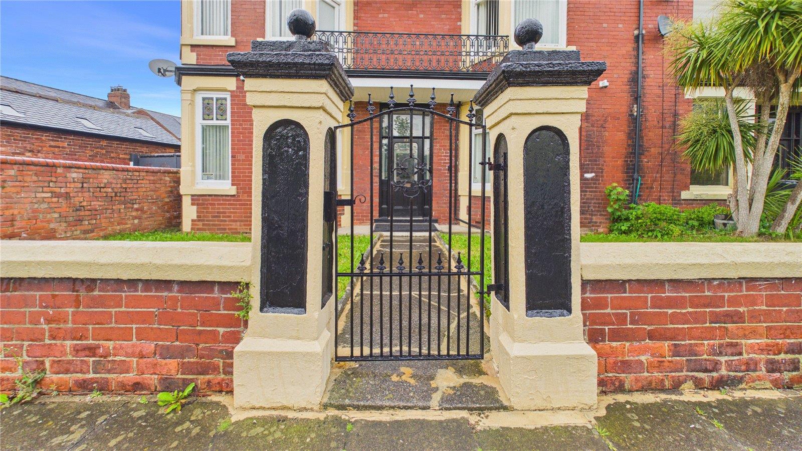 Property Image 5f8c2142-eda9-4e96-96dd-0e6976debb30