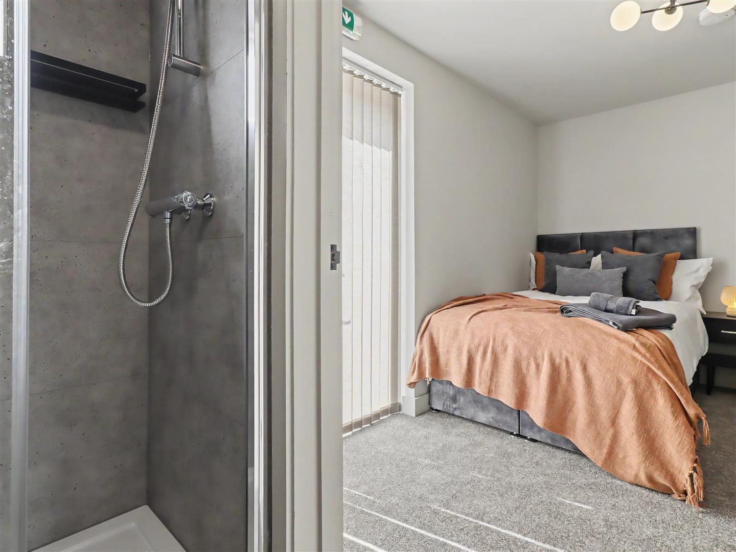 Property Image 5fa30635-c49e-47f6-a000-aceb15ff6b5f