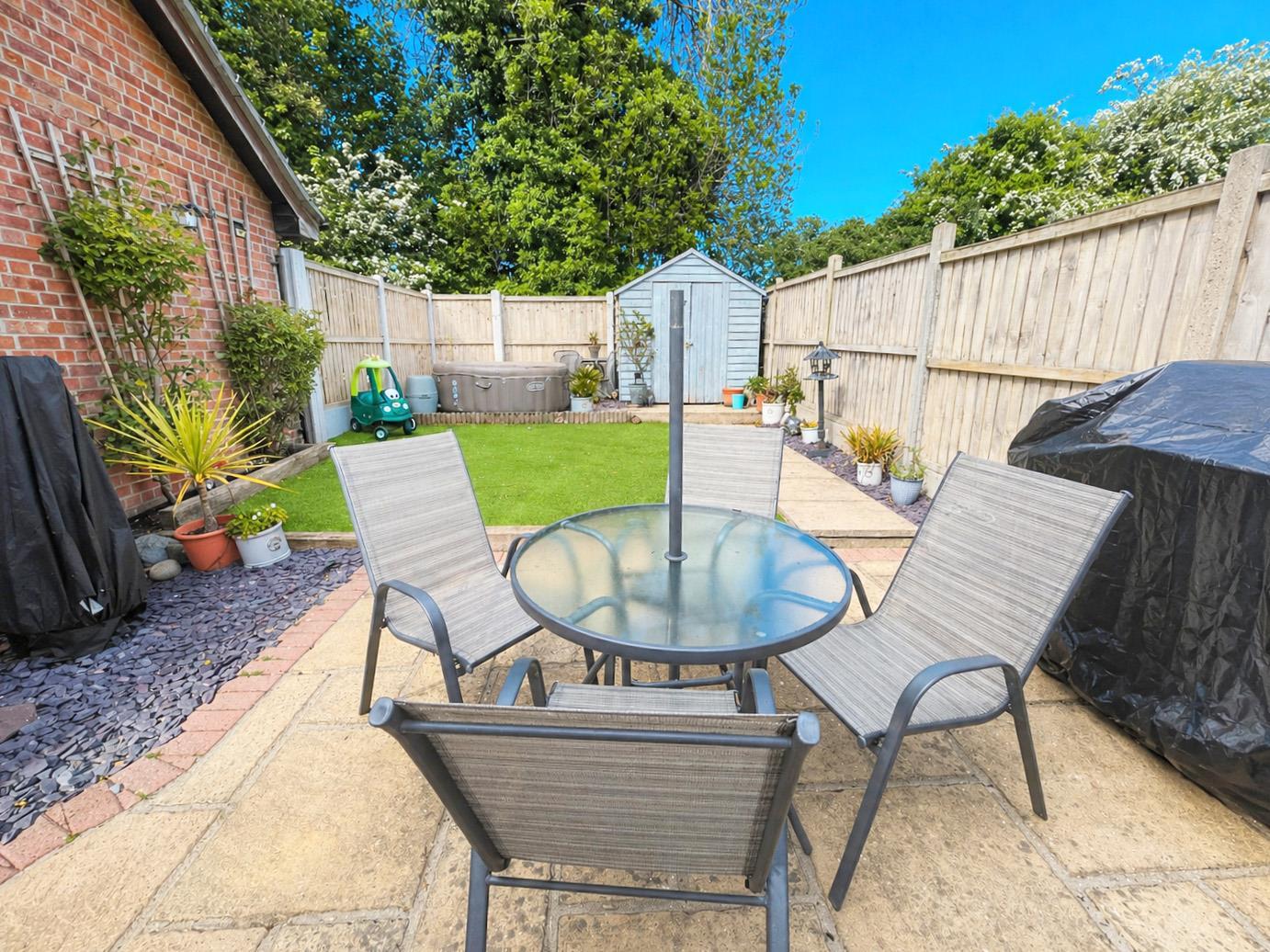 Property Image 5fa8f411-7d29-47ac-b2b5-754e69674f1c