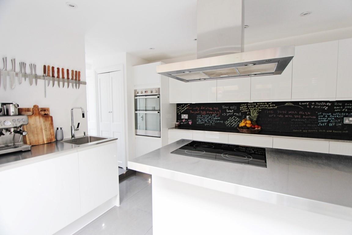Property Image 5fbdb3df-200e-42a9-a868-b856eebb3840