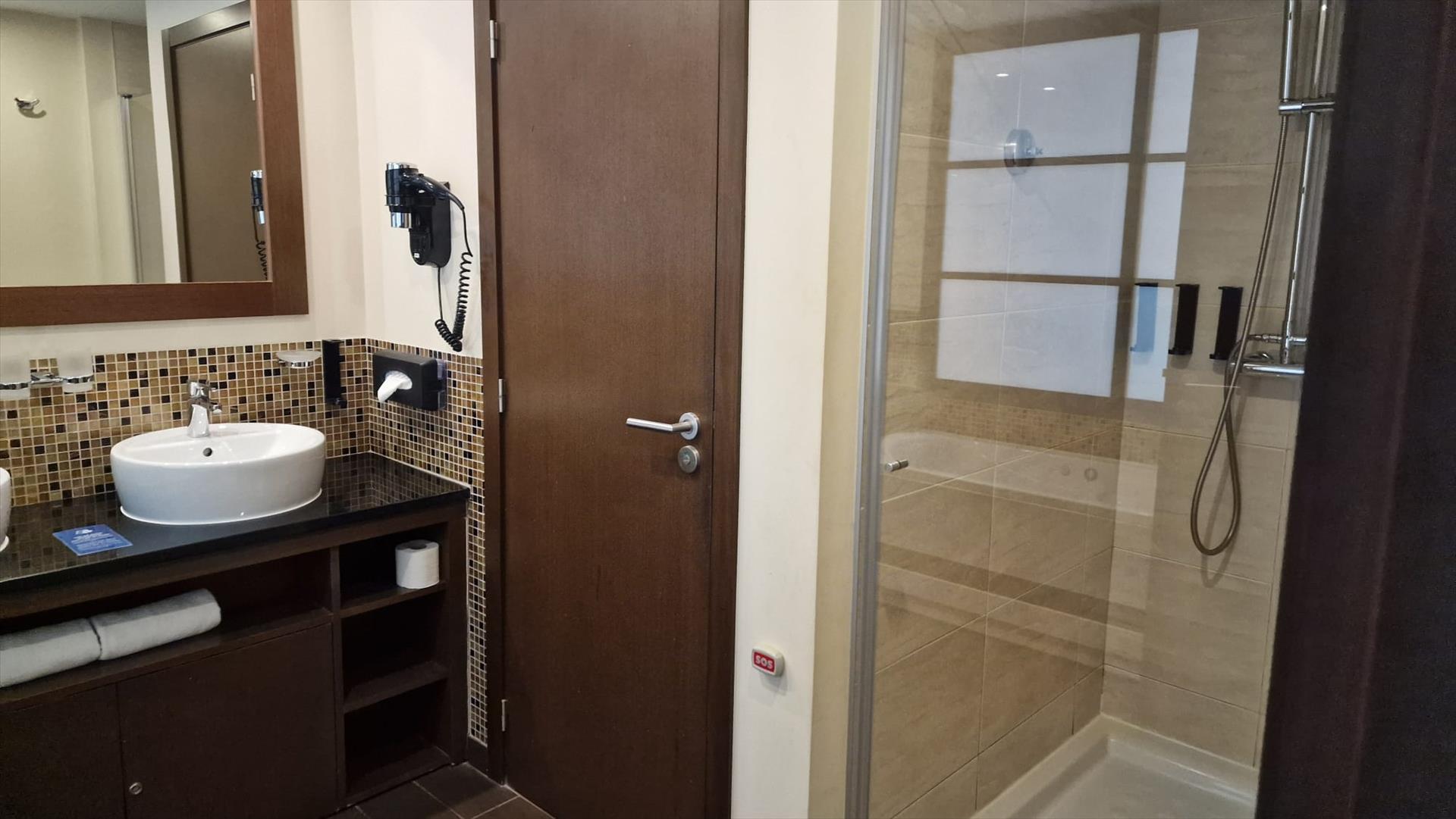 Property Image 5fbfd36c-d21c-4354-8d9a-0d571380263d