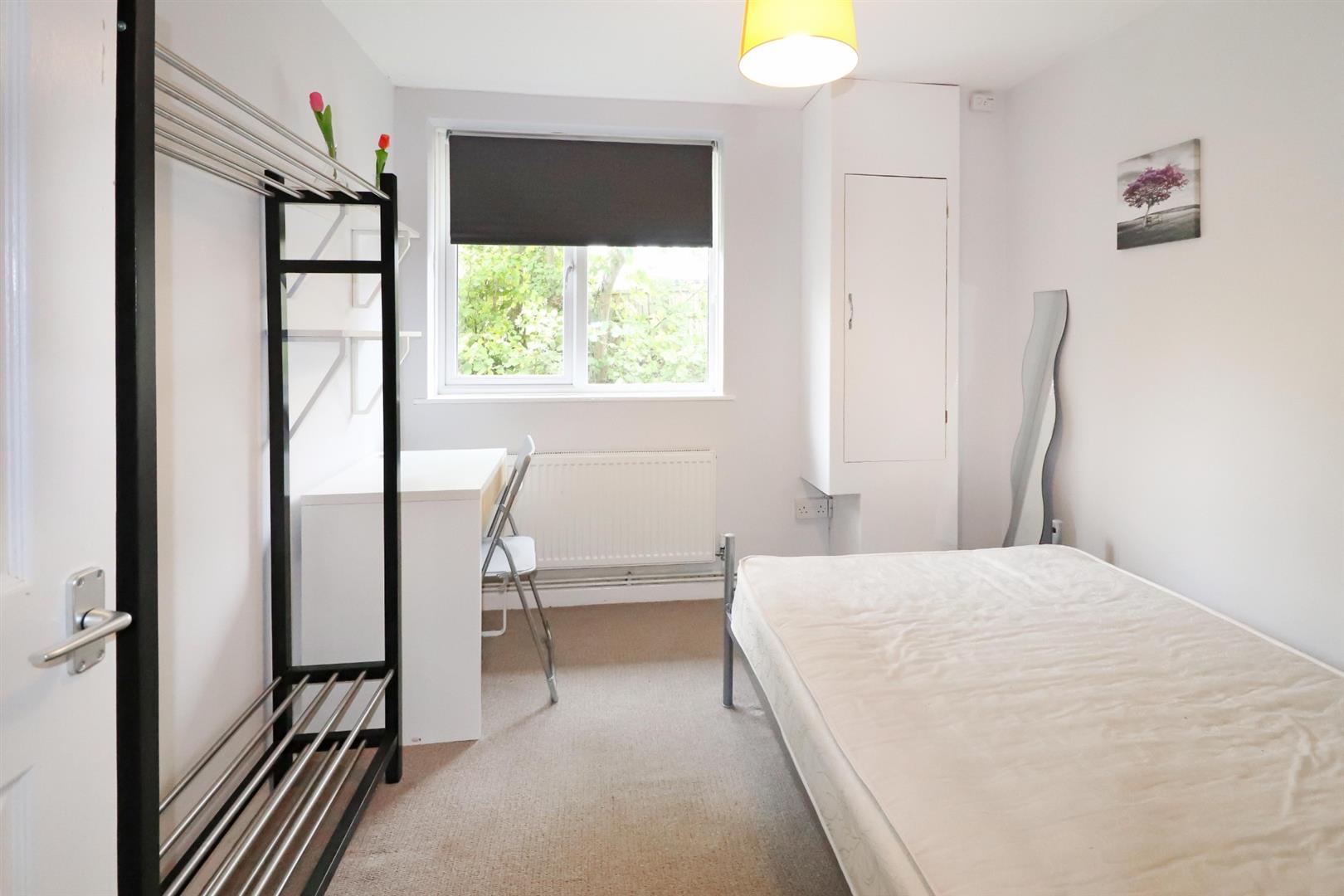 Property Image 5fc3f3c3-9656-4581-bc0c-d789d25ee25d