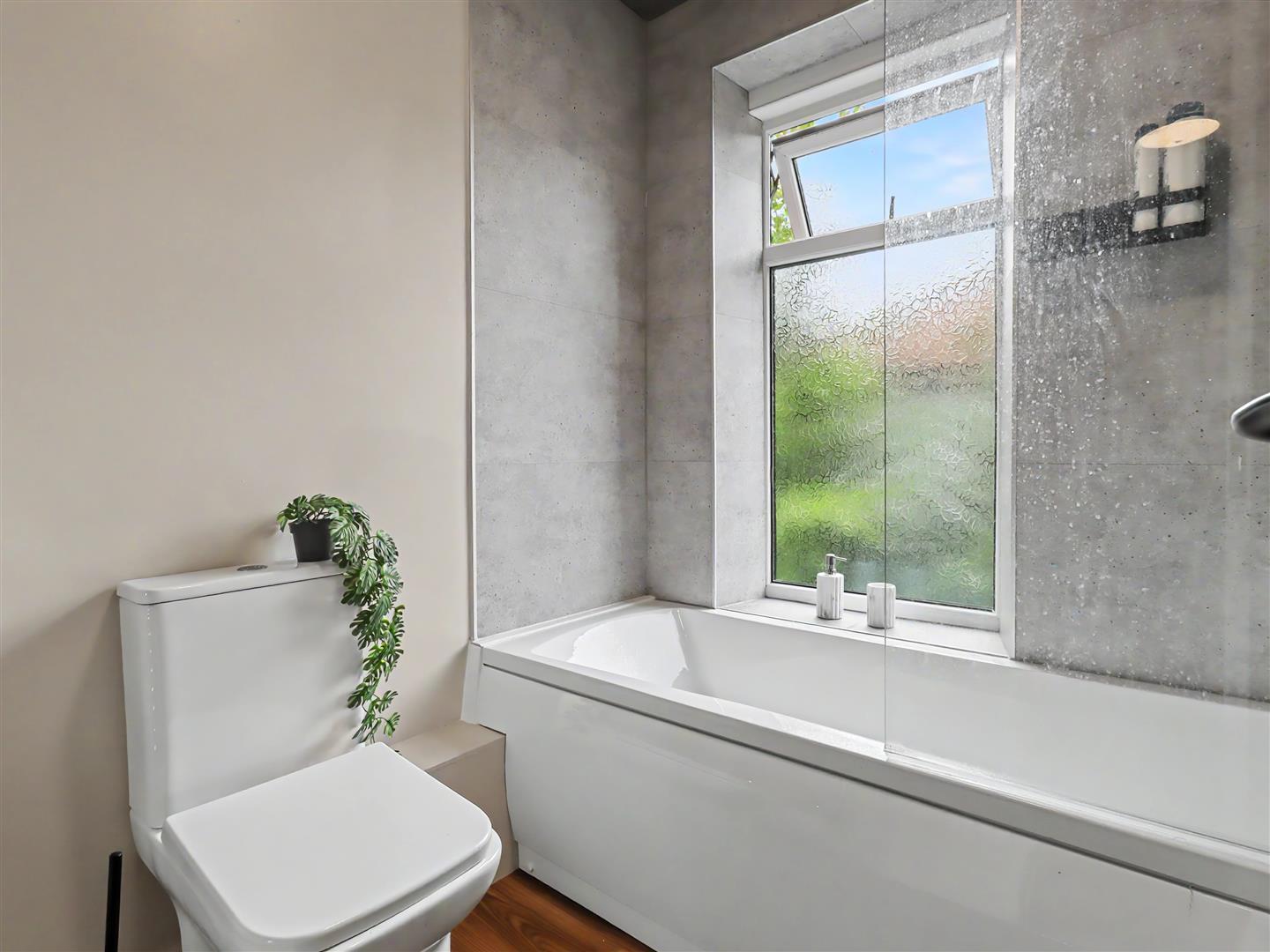 Property Image 5fe7bd80-e222-4c0d-bcbf-739ef1b1b30e