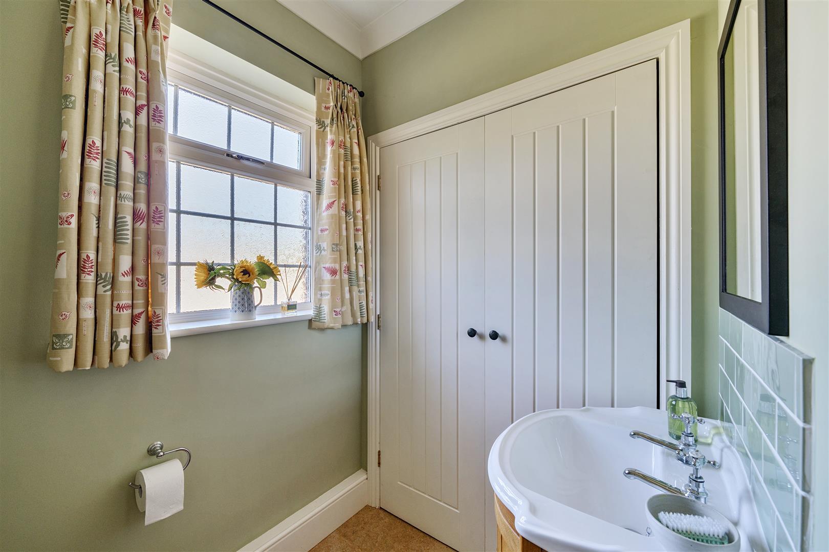 Property Image 5fe86ffb-55f8-4a79-aec4-e673739e1d11
