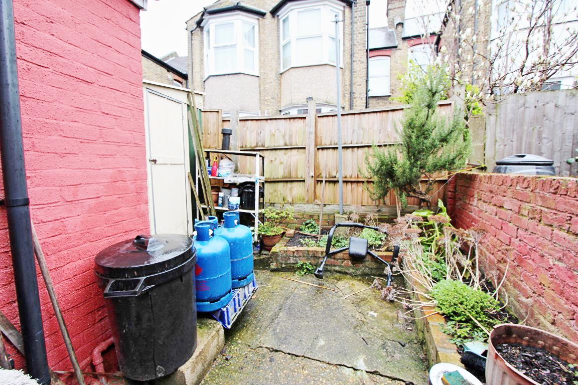 Property Image 5feb7242-c2e8-449b-872b-5b6d0a686a67