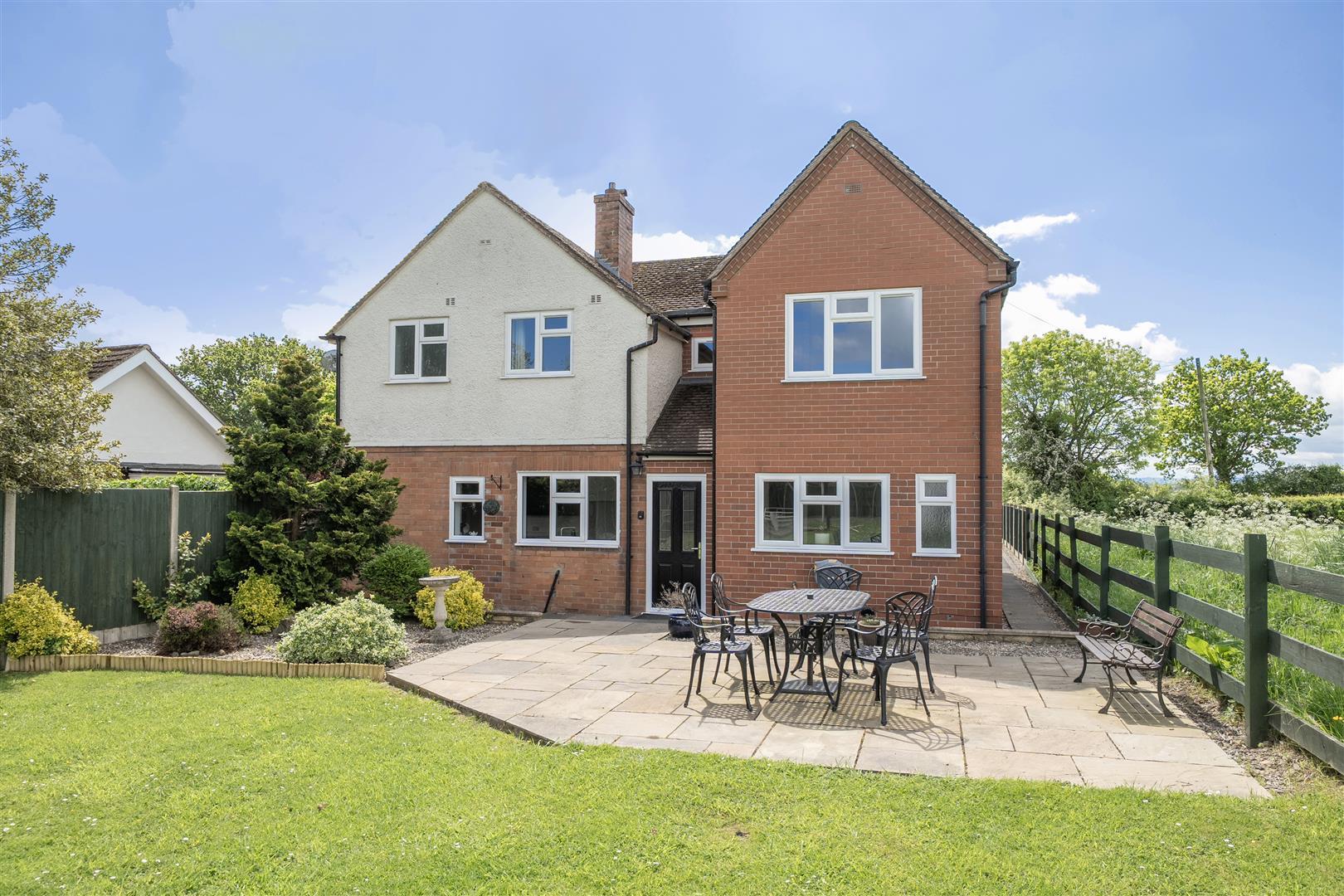 Property Image 604b7331-7f9e-4c54-ad22-72ec73635c0f
