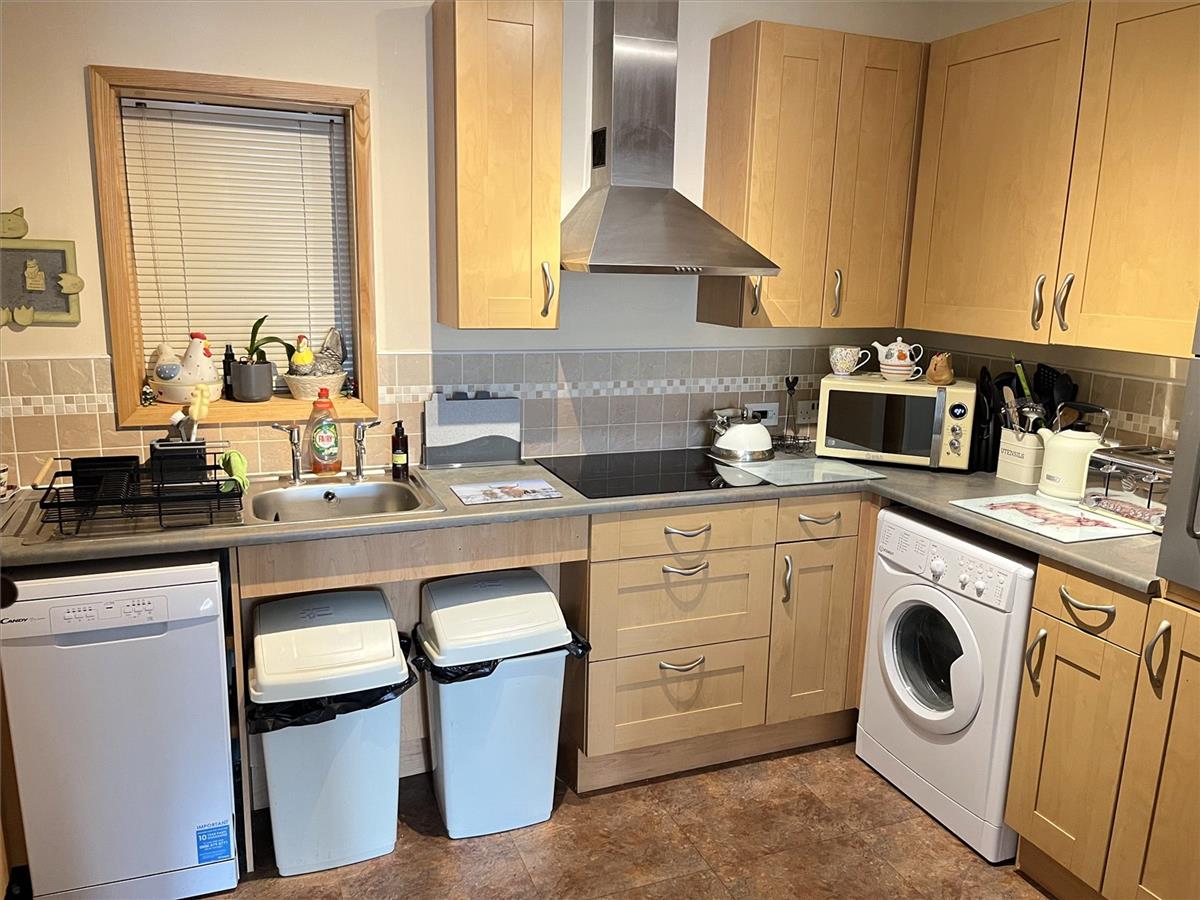 Property Image 605d04dc-fb94-461f-8d7c-6656022417c8