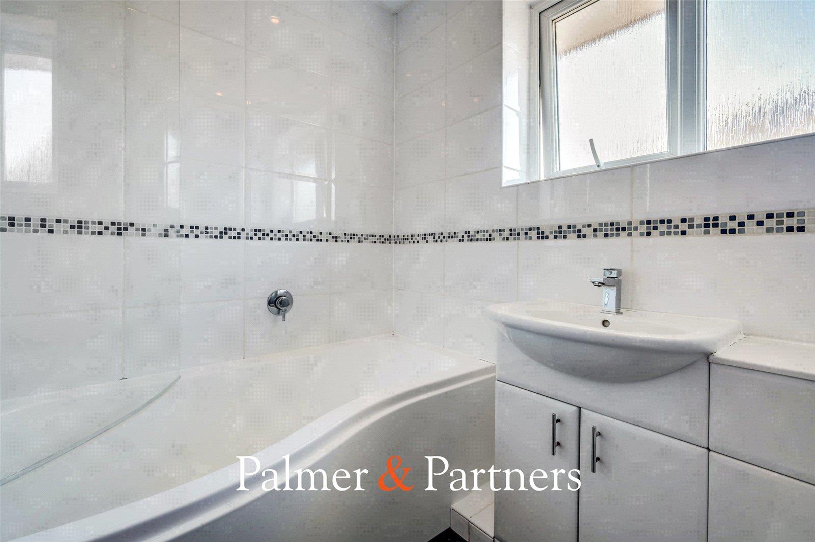 Property Image 605d726f-c602-41a0-adc0-0253a8c006f0