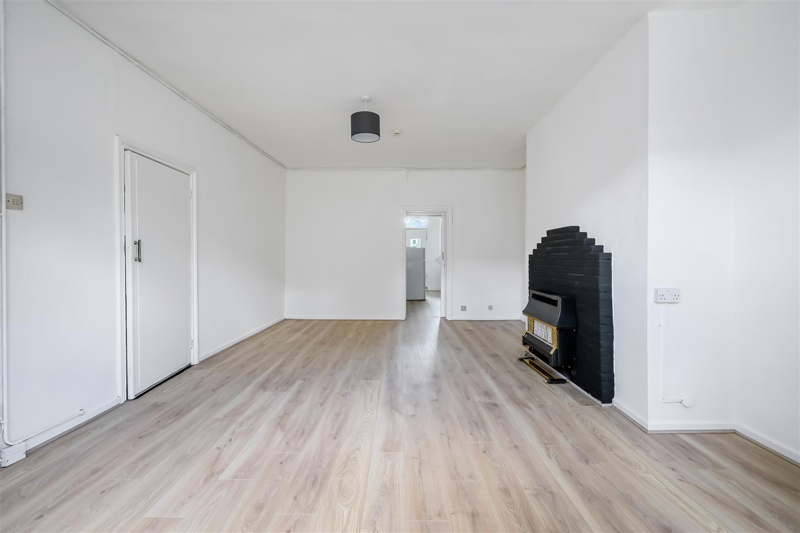 Property Image 6061f29c-7f5f-4bc2-9692-1200912970f2