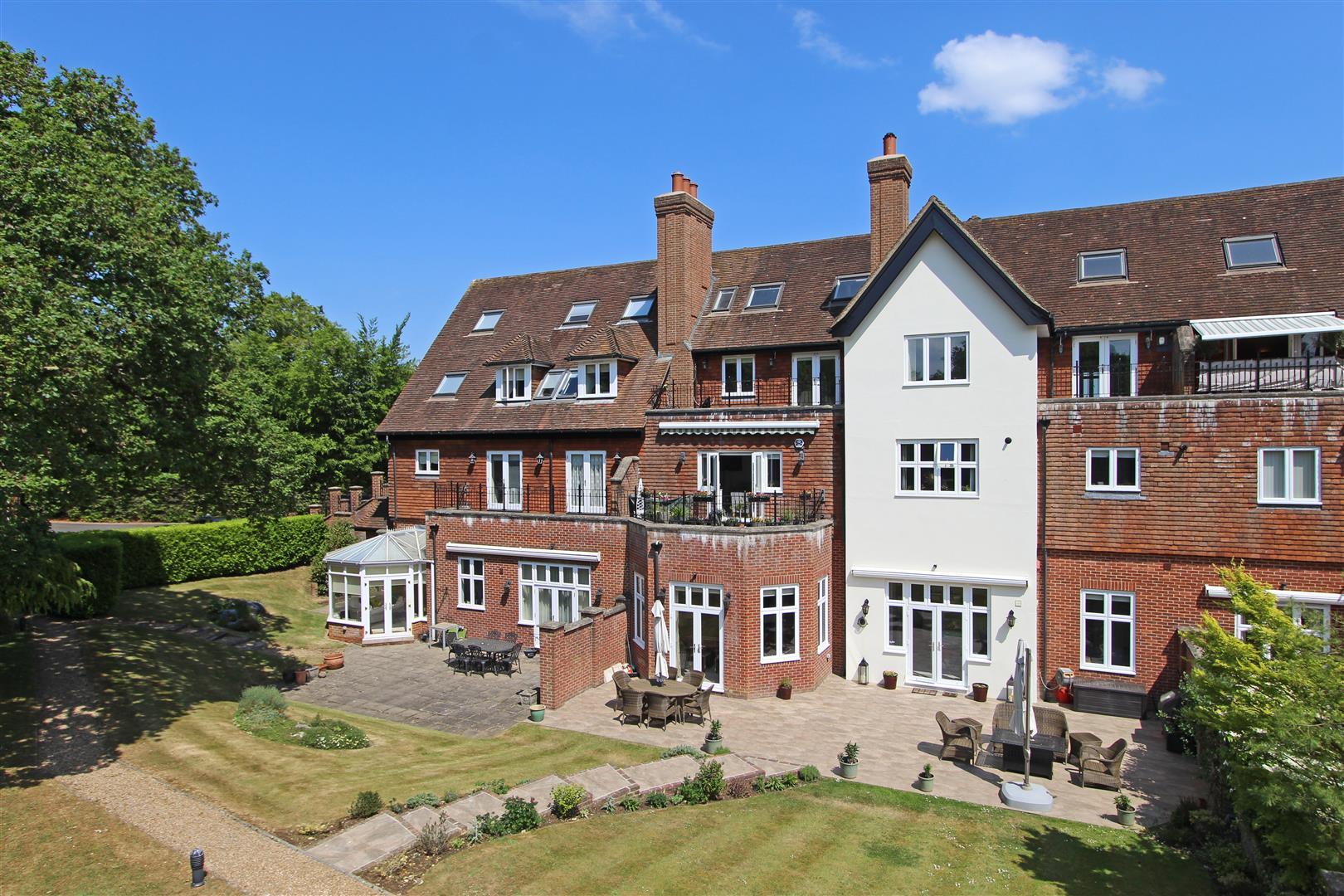 Property Image 6061fa32-fbf2-4526-bc91-3a0c95d2fa1d