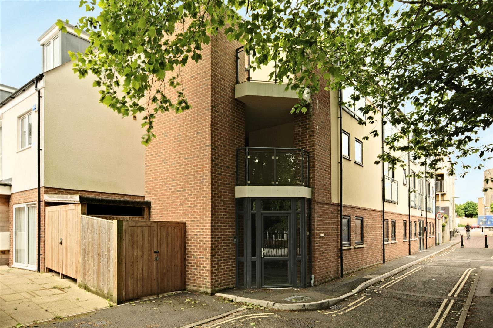 Property Image 6064908d-ea57-46fc-bfd4-44cab88cd97f