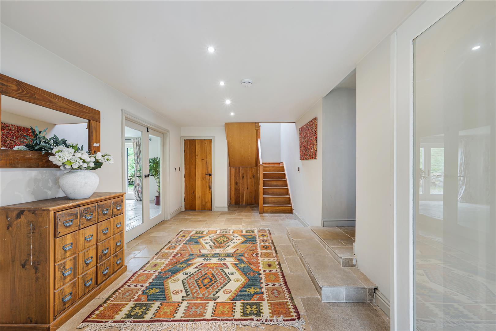 Property Image 60687dd4-0353-4658-a7c7-e2b82418996b